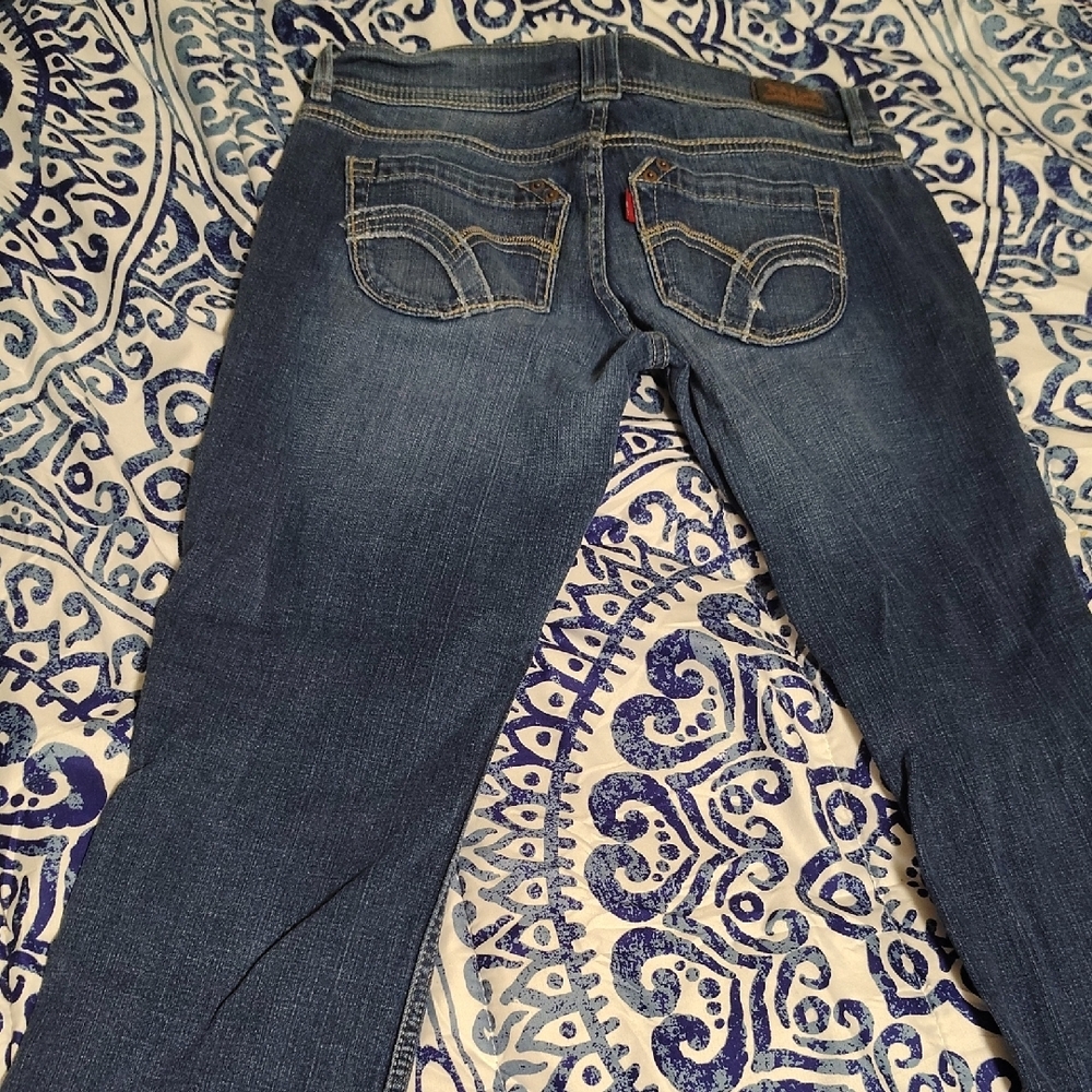 Women's Blue Jeans - Picture 2 of 3